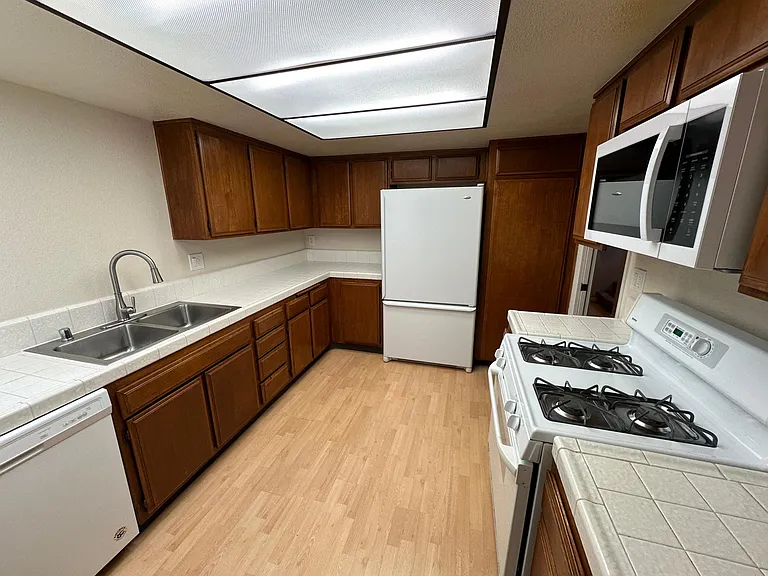 376 Center St #126 — Photo 4