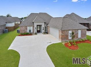 40280 Canora Ct, Prairieville, LA 70769