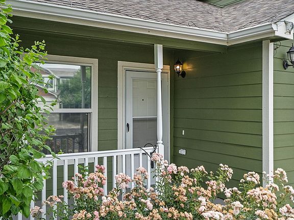 2nd image of 721 Waterglen Dr #C108