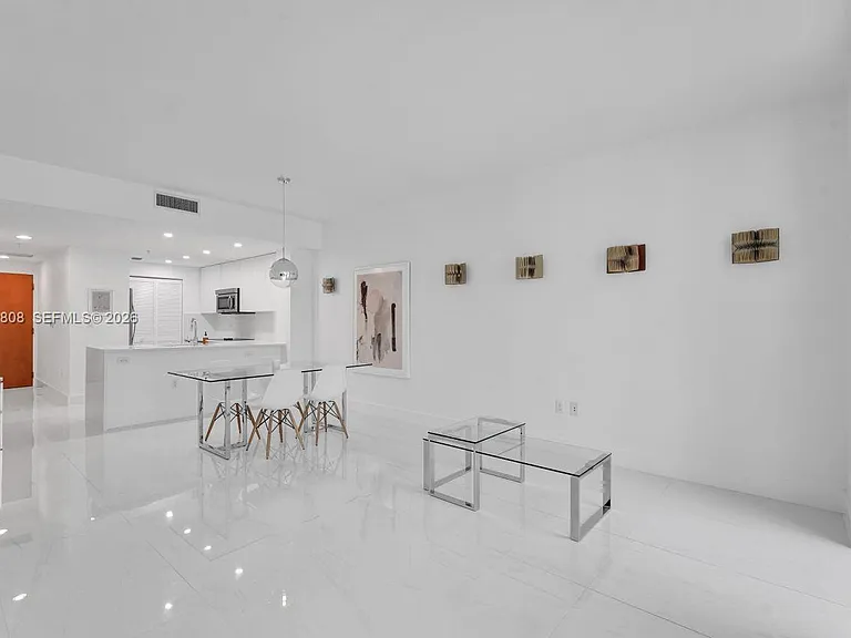 244 Biscayne Blvd #2005 — Photo 14