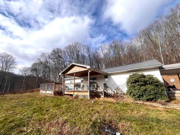 247 Mount Zion Ln, Moatsville, WV 26405
