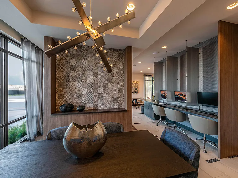 3551 Wilshire Way — Photo 9
