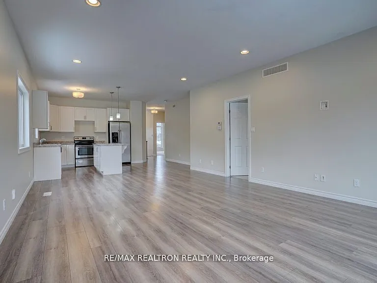 346 Cannifton Rd N — Photo 1