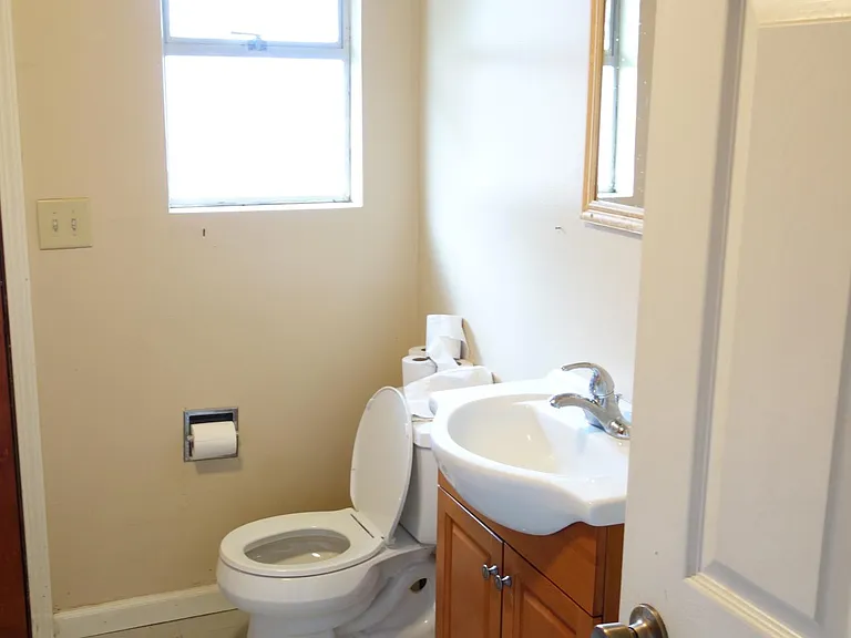 2722 S 125th Pl — Photo 12