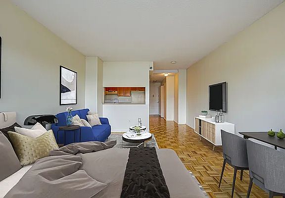 5th image of 4-74 48th Ave #3B