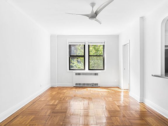 2nd image of 221 E 18th St APT 2A