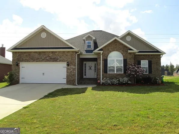 422 Green Island Rd, Bonaire, GA 31005