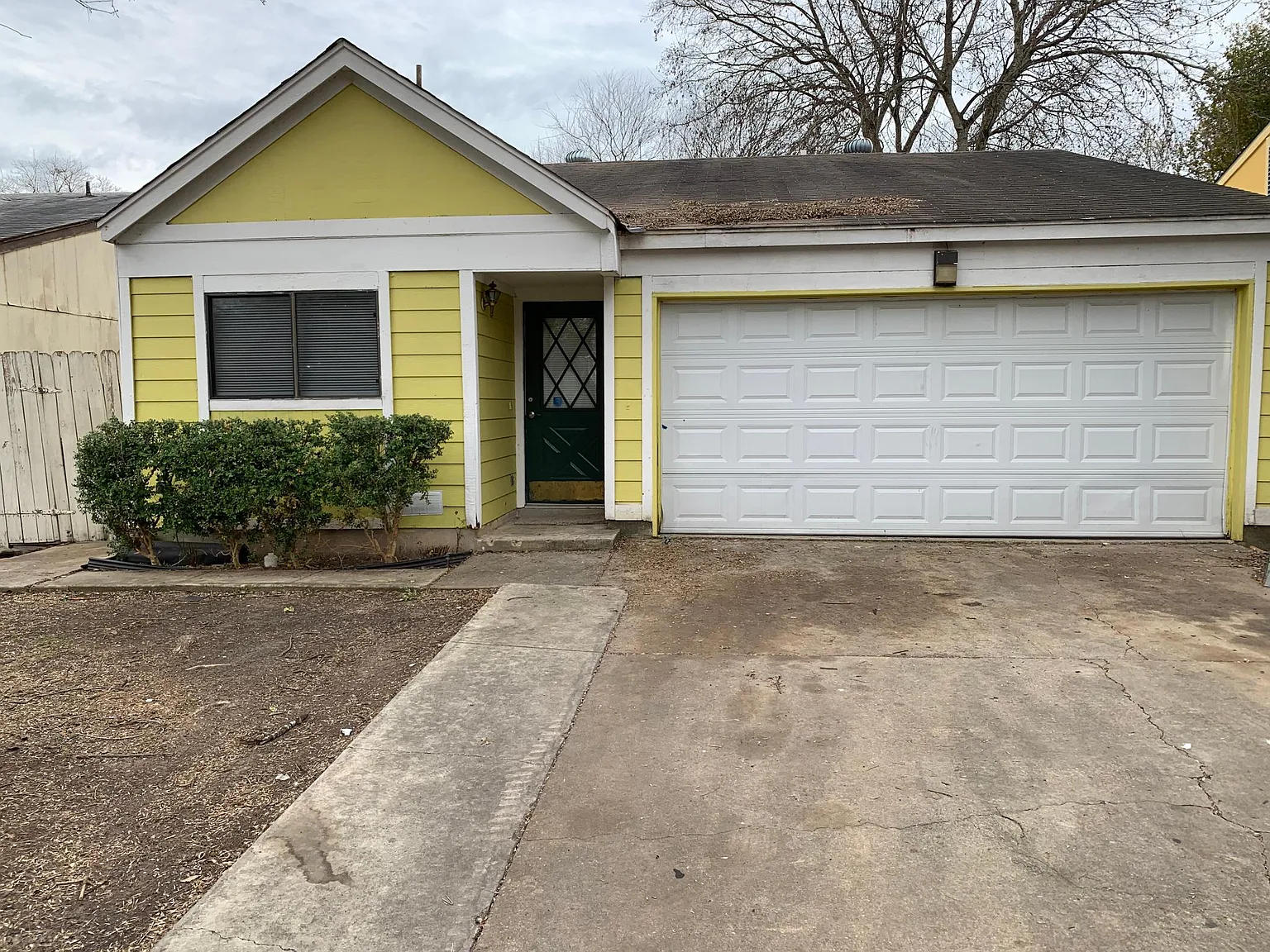 10026 Amber Field Drive — Photo 1