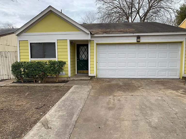 10026 Amber Field Dr — Photo 1