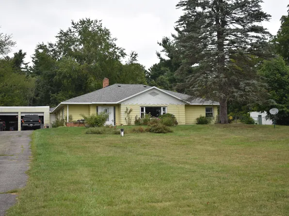 4202 S Maple Island Rd, Fremont, MI 49412