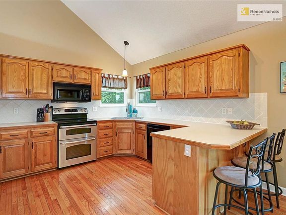 A convenient stainless steel double oven makes cooking a breeze.