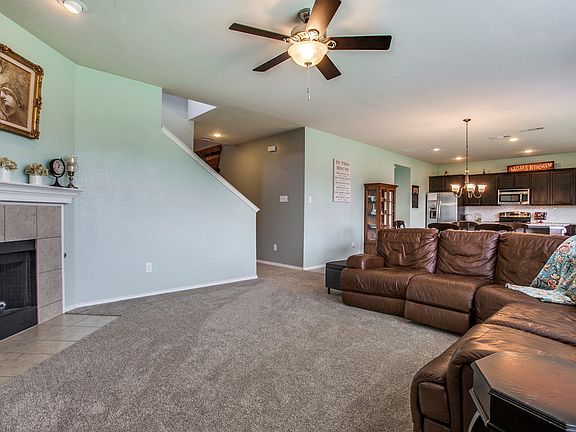 3rd image of 1505 Wolf Hollow Dr