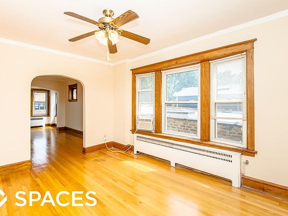 5th image of 3936 N Marshfield Ave #A_3