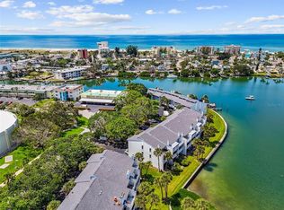 12134 Capri Cir S #803, Saint Petersburg, FL 33706