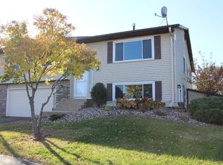 10397 Juniper Ln #0, Eden Prairie, MN 55347