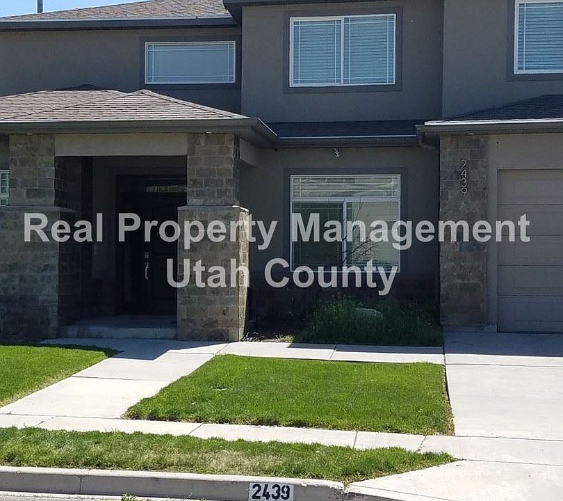 2nd image of 2439 W Stonehaven Loop