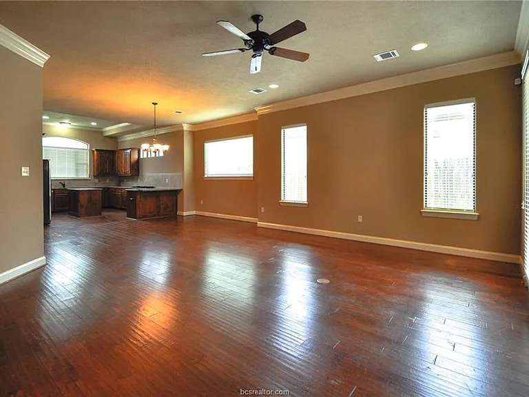 15615 Wood Brook Ln — Photo 16