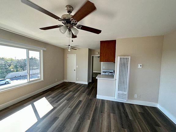 4th image of 3388 S Centinela Ave APT 11