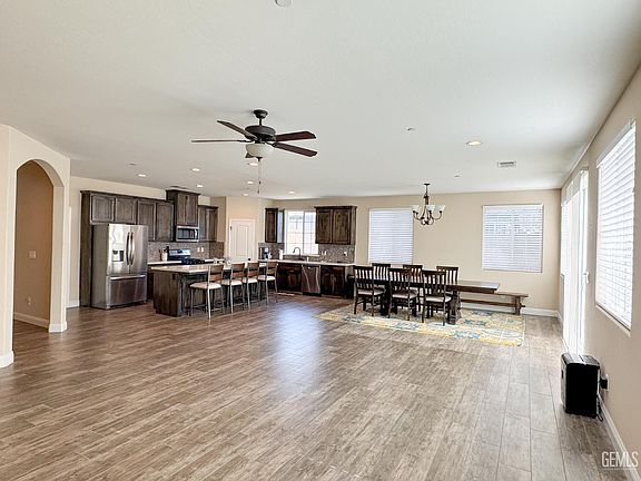 5th image of 10321 Monarch Dr