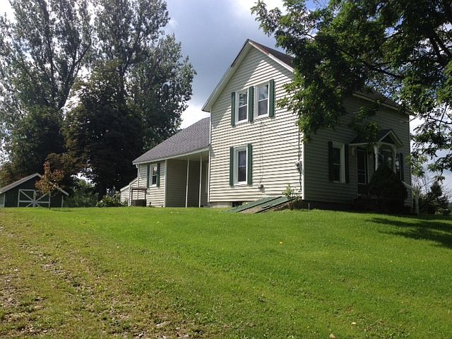 1st image of 3244 Wing Street