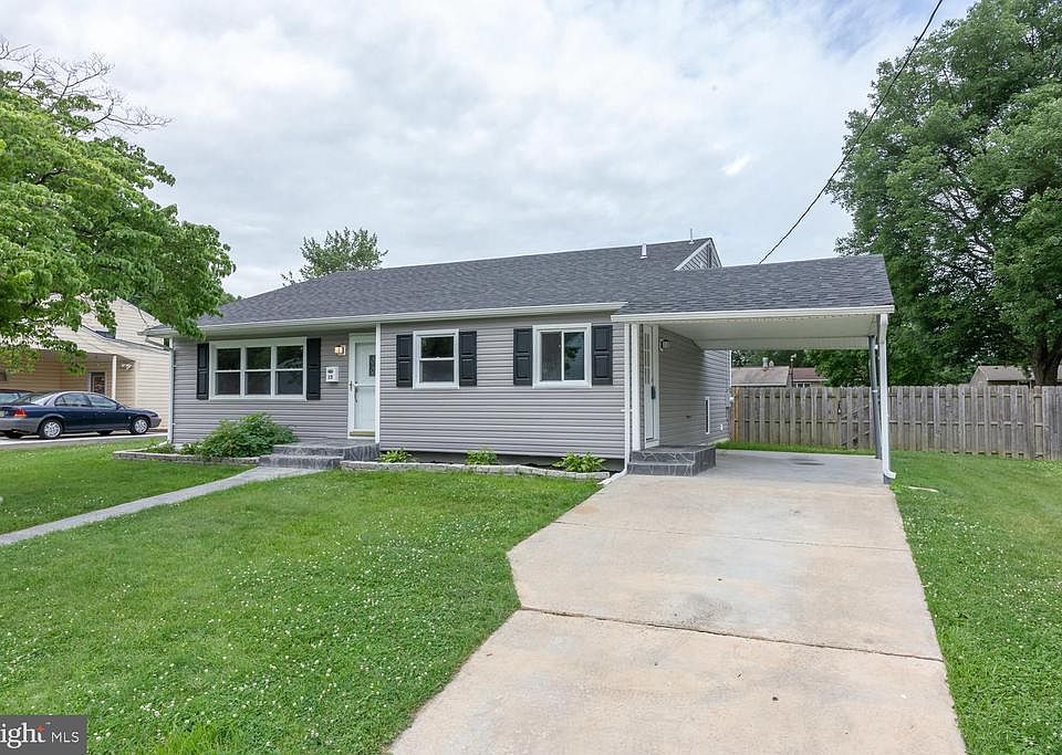 1st image of 15 Granville Ln