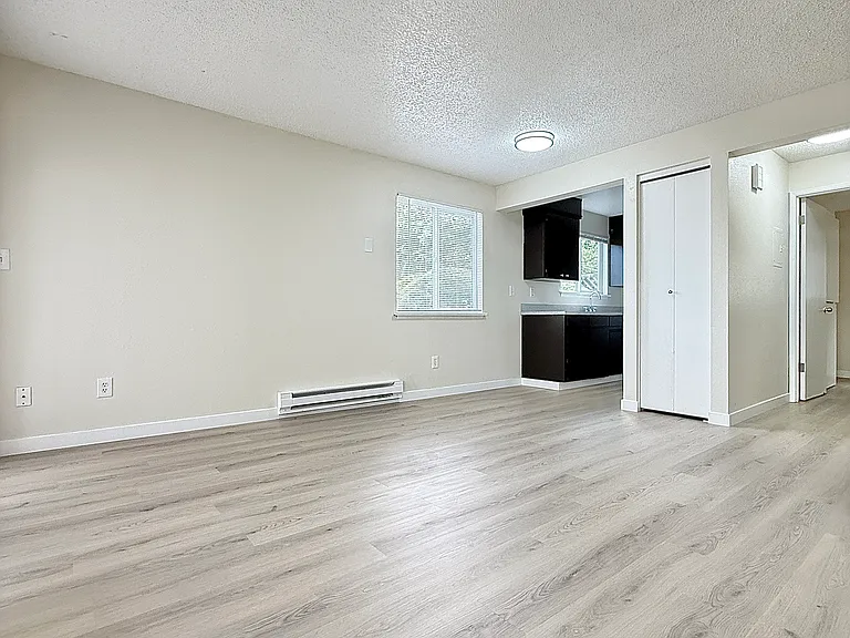 2902 N Carr St #5 — Photo 4