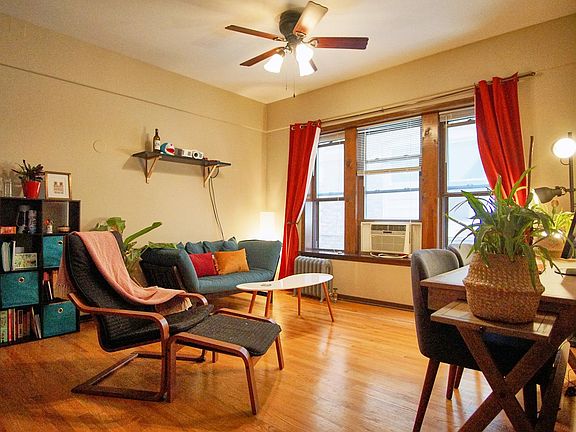 4th image of 5114 S Woodlawn Ave #1L