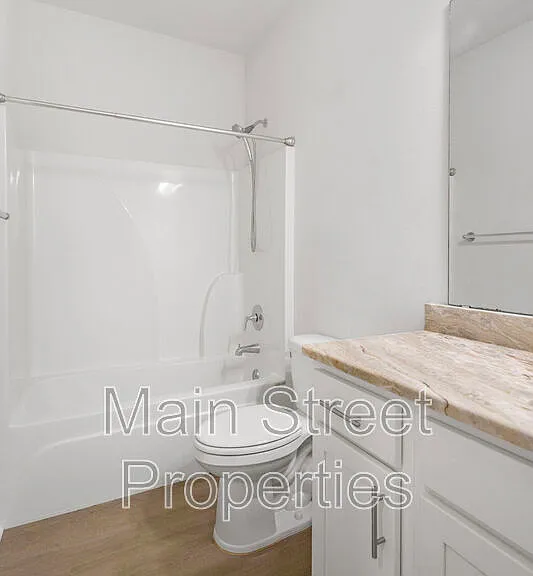704 Brambling Ct — Photo 5
