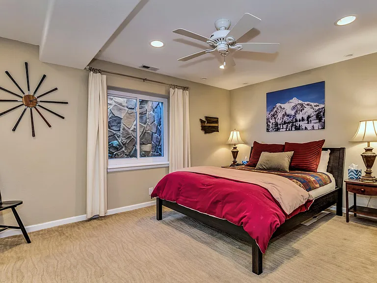 3584 Shady Rock Dr — Photo 23