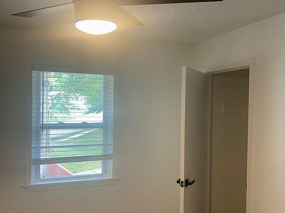 Master bedroom closet 1