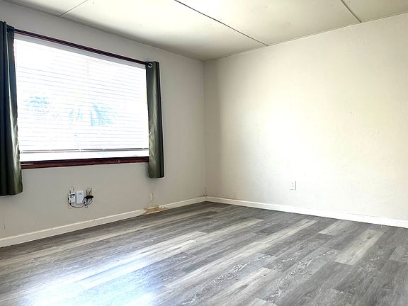 4th image of 1420 9th St #3