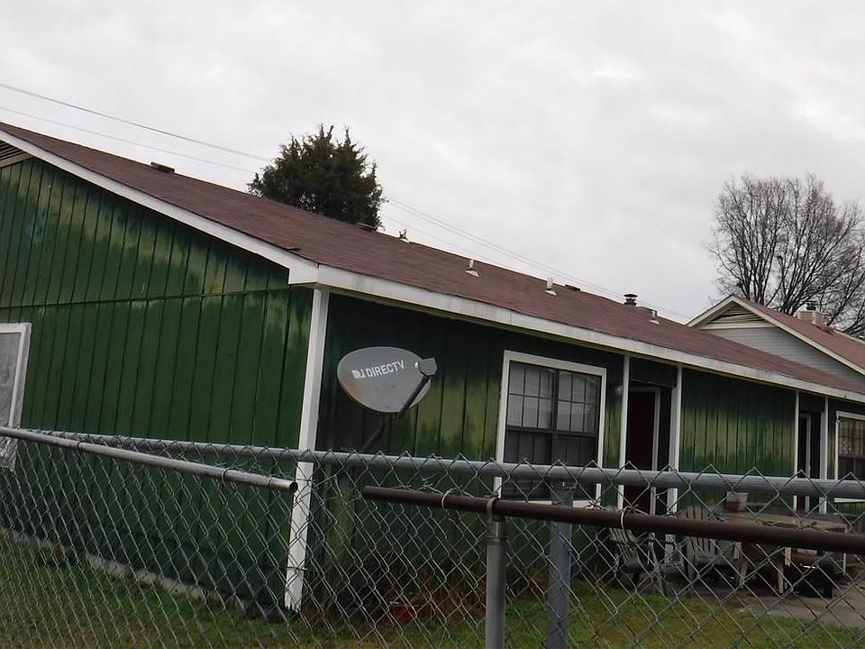 2nd image of 1829 Glenn St SW
