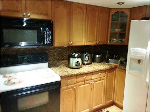 5th image of 6580 W Flagler St APT 310