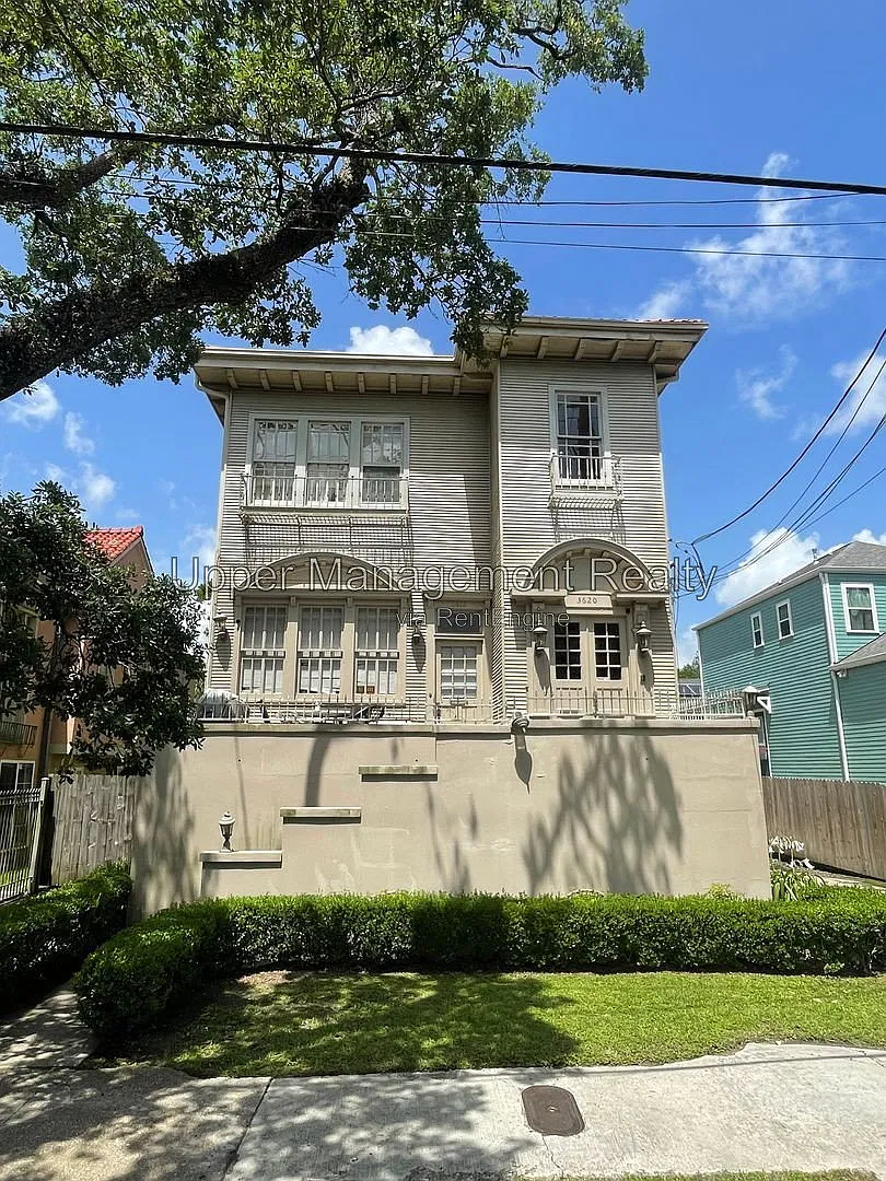 3 bed, 2.0 bath, 1600 sqft, $2,500 — Photo 1