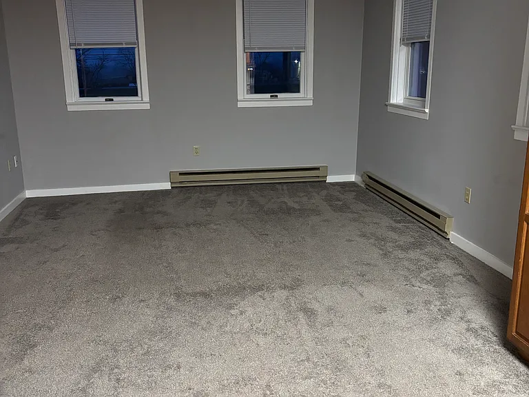 184 W Main St #B — Photo 6
