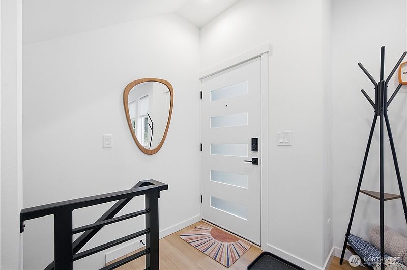 3rd image of 2809 Grand Street #4