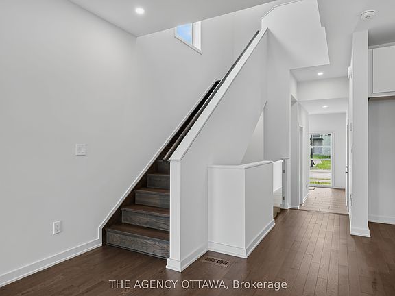 3rd image of 382 Walden Dr