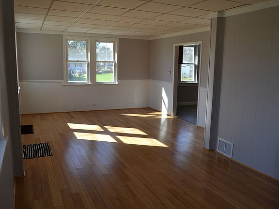2nd image of 931 Creve Coeur St