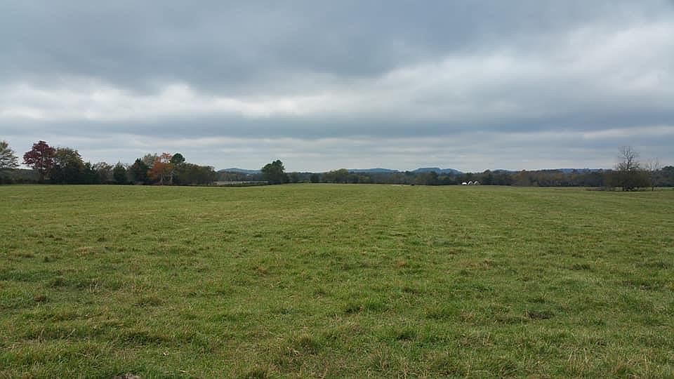 1st image of 1122 Chapel Hill Pike