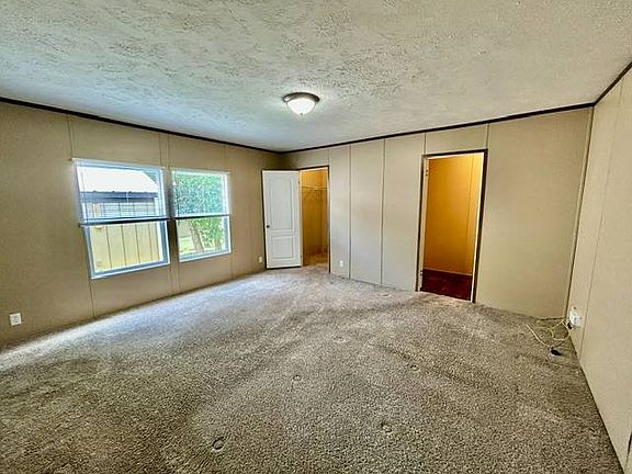 5th image of 138 Branch Hill Ct #138