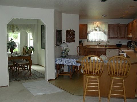 2nd image of 1316 Scenic Ct SE