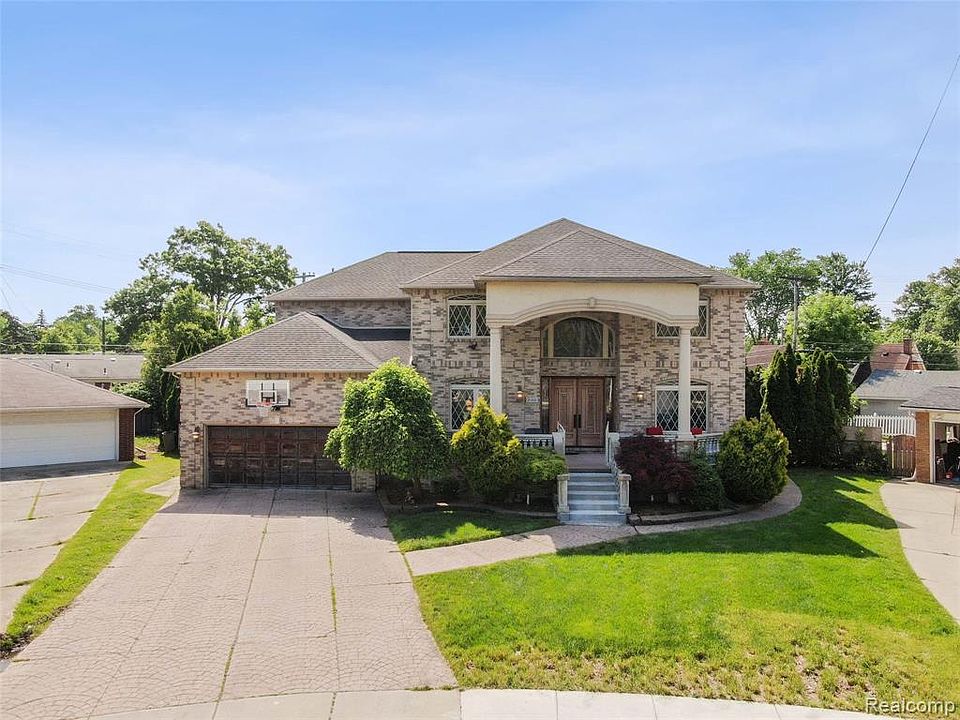 1st image of 20531 Brooklawn Dr