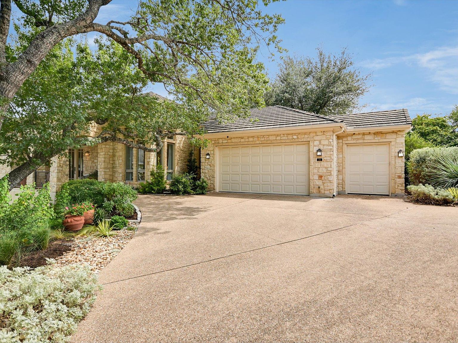 2305 Barton Creek Blvd UNIT 20