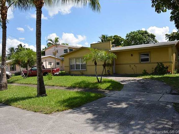 2nd image of 2940 NW 45th Ave