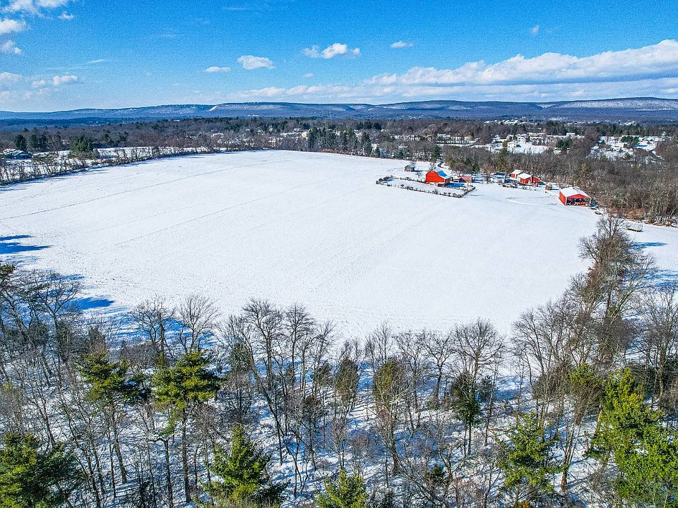 1st image of 631 Smith Hill Rd