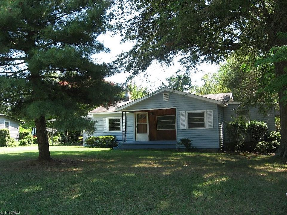 1st image of 2227 Bradley St