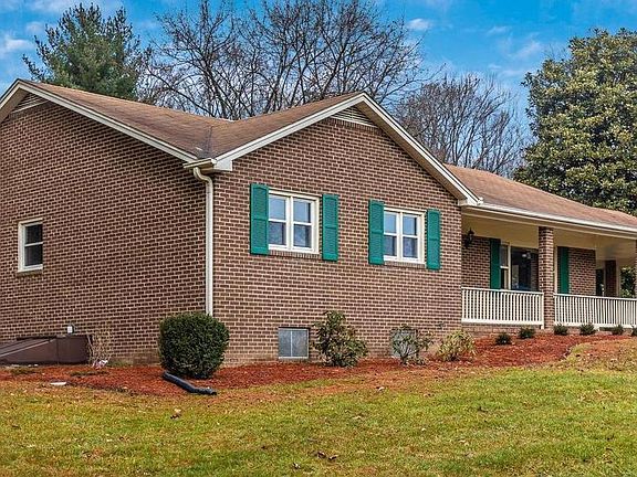 2nd image of 6229 White Oak Dr