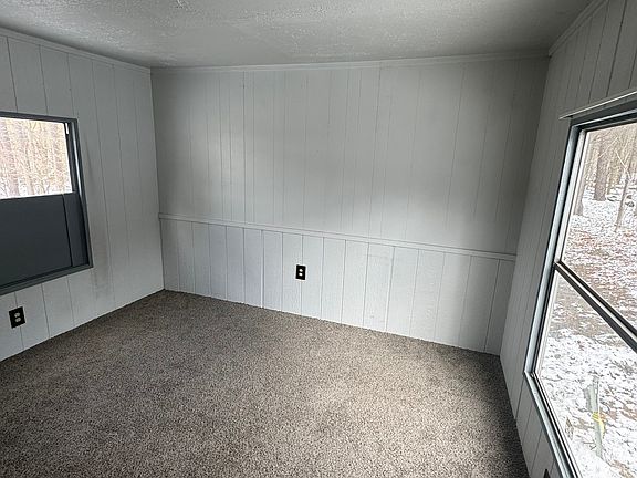4th image of 45608 Van Camp Ln #1