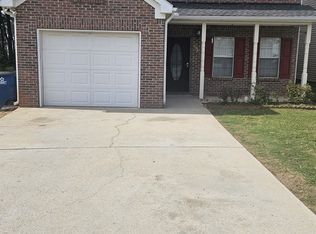 506 Shadowmoore Dr, Riverdale, GA