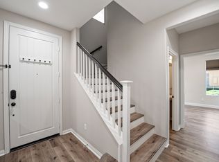 177 Stonegate Rd, Camarillo, CA 93010